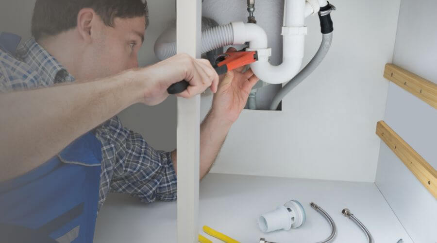 Professional same day plumber in Lansford, ND
