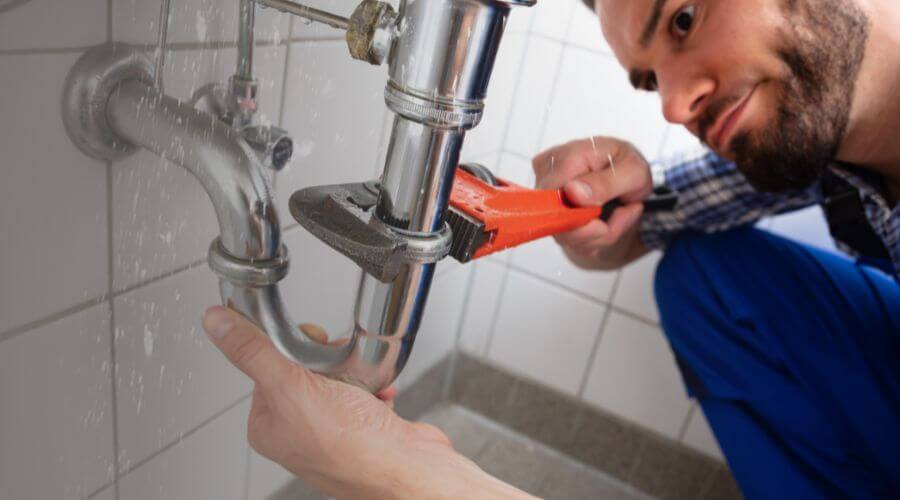 Professional same day plumber services in Lansford, ND